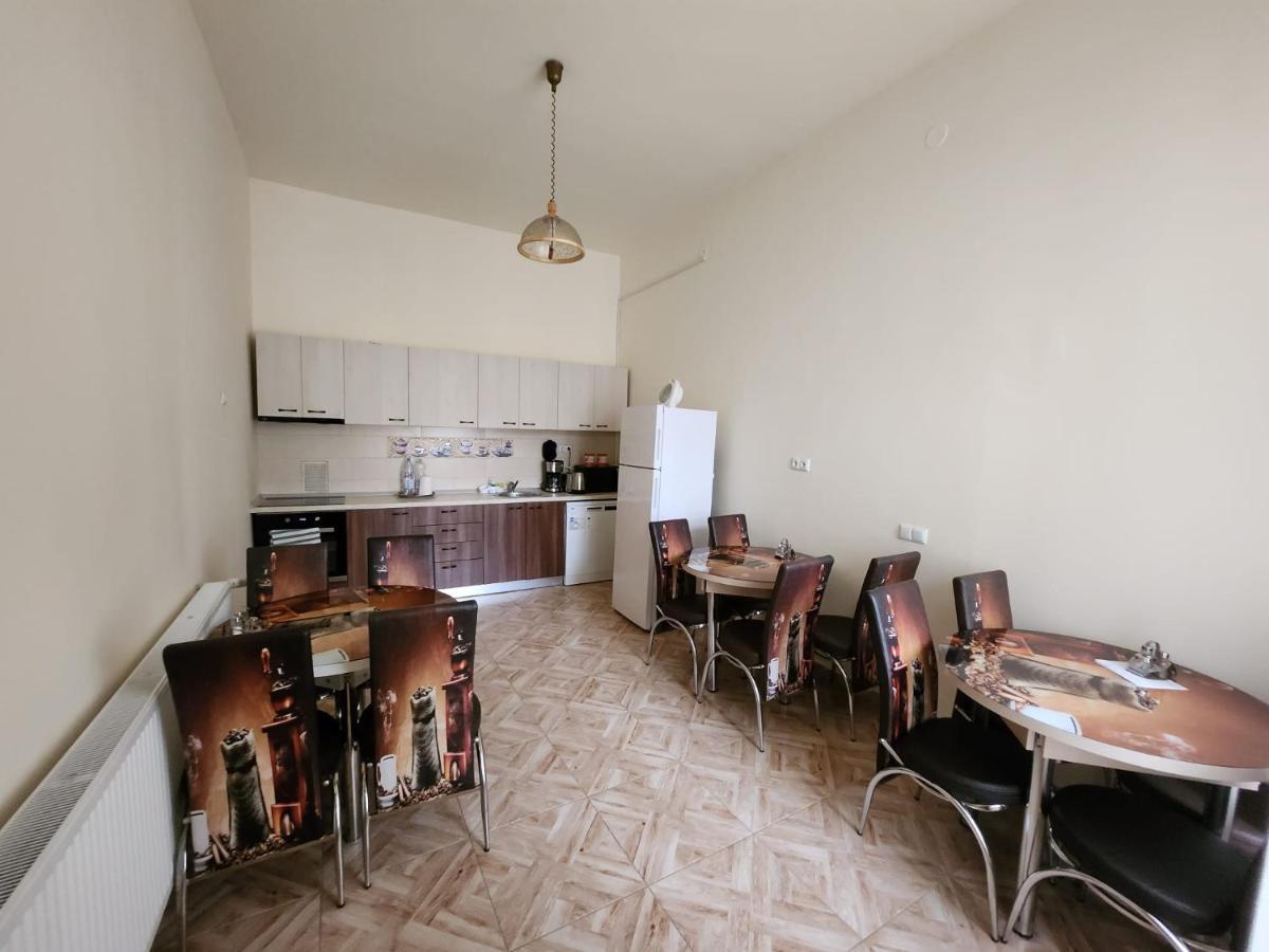 Antique Aparthotel Alba Iulia Eksteriør billede