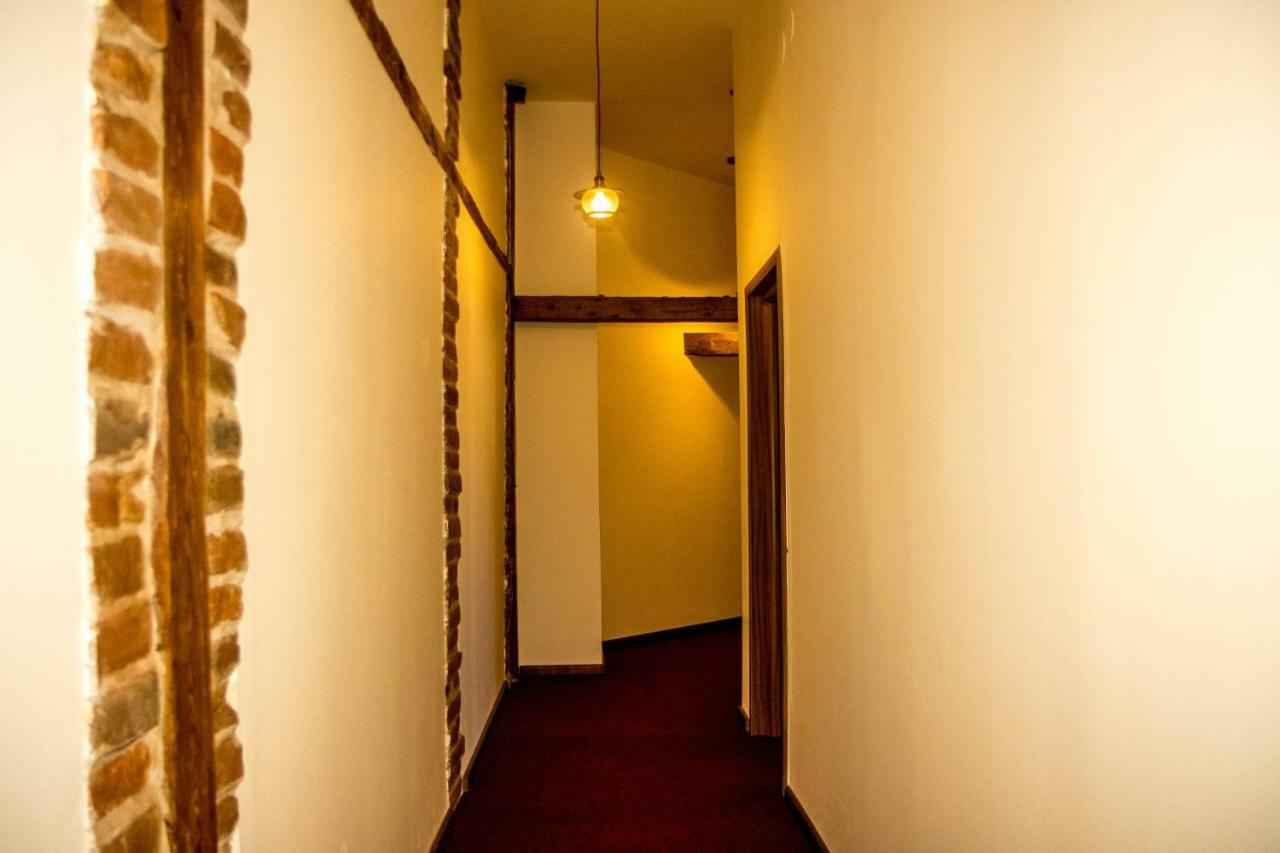 Antique Aparthotel Alba Iulia Eksteriør billede