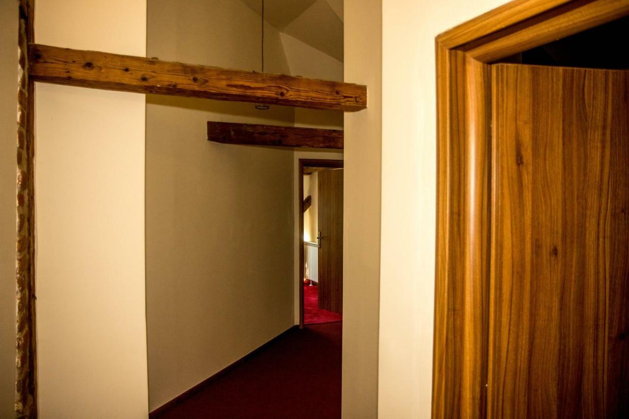 Antique Aparthotel Alba Iulia Eksteriør billede