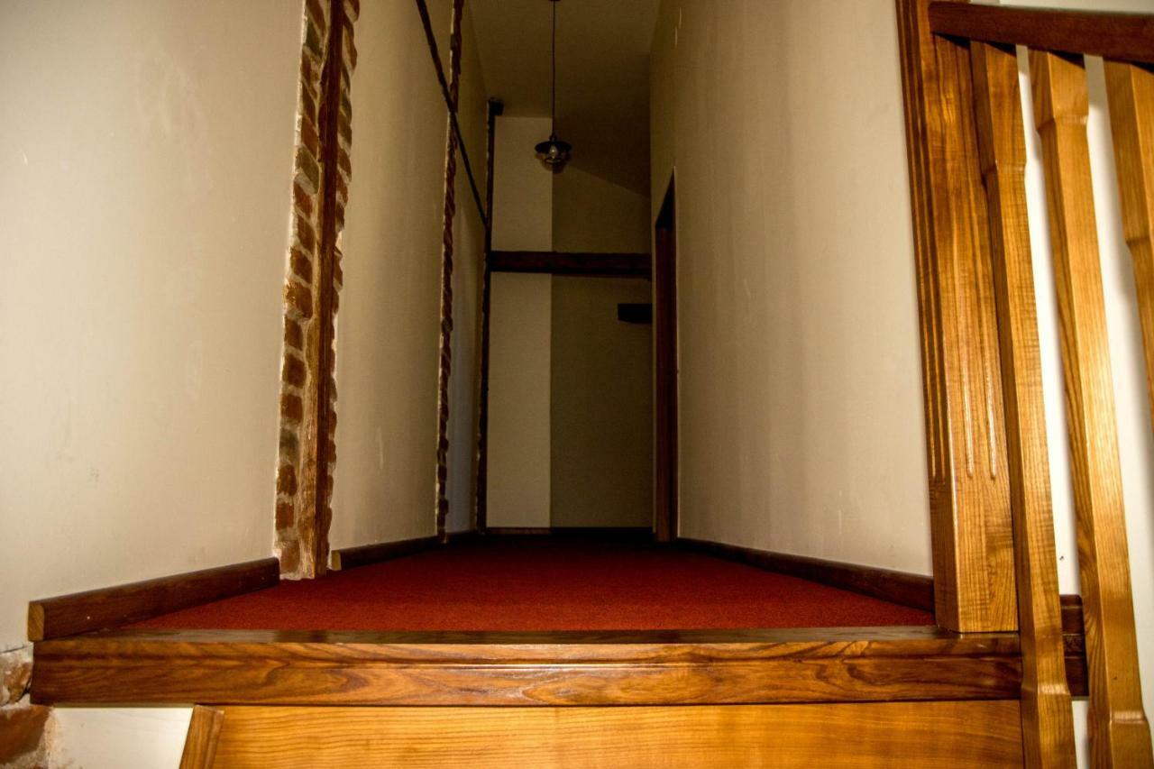 Antique Aparthotel Alba Iulia Eksteriør billede
